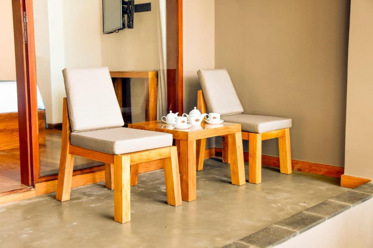 Bk Beach Boutique Hotel - Хіккадува Екстер'єр фото