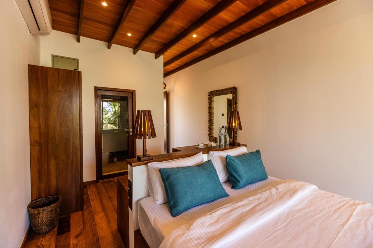 Bk Beach Boutique Hotel - Хіккадува Екстер'єр фото