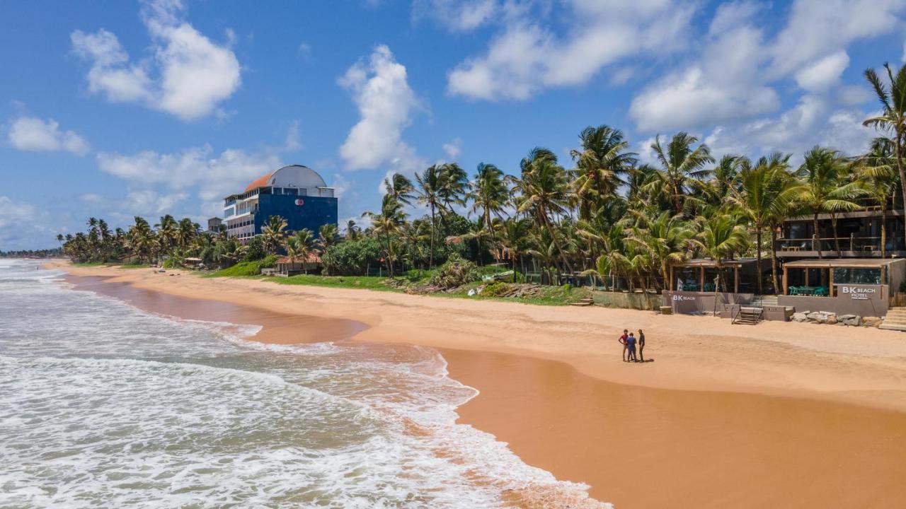 Bk Beach Boutique Hotel - Хіккадува Екстер'єр фото