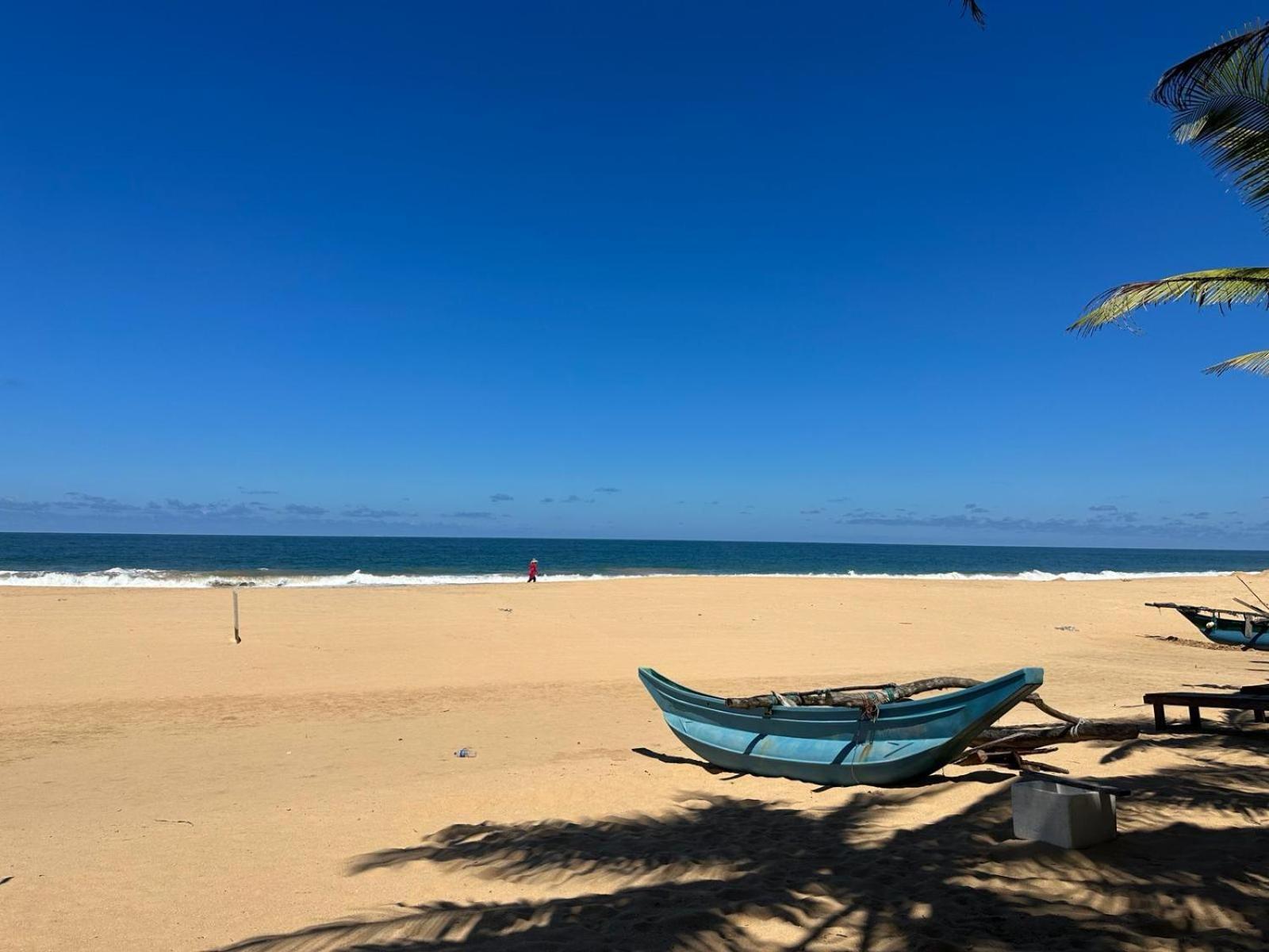 Bk Beach Boutique Hotel - Хіккадува Екстер'єр фото